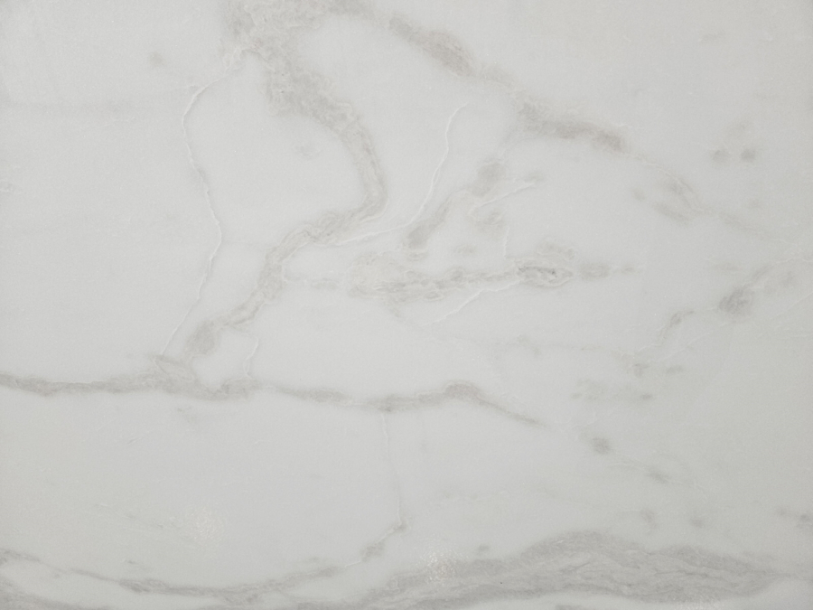 OYTER CALACATTA MARBLE